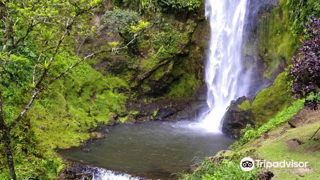 Cataratas Viento Fresco