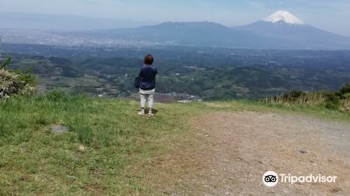 Izu Skyline Takichiyamaenchi Parking lot