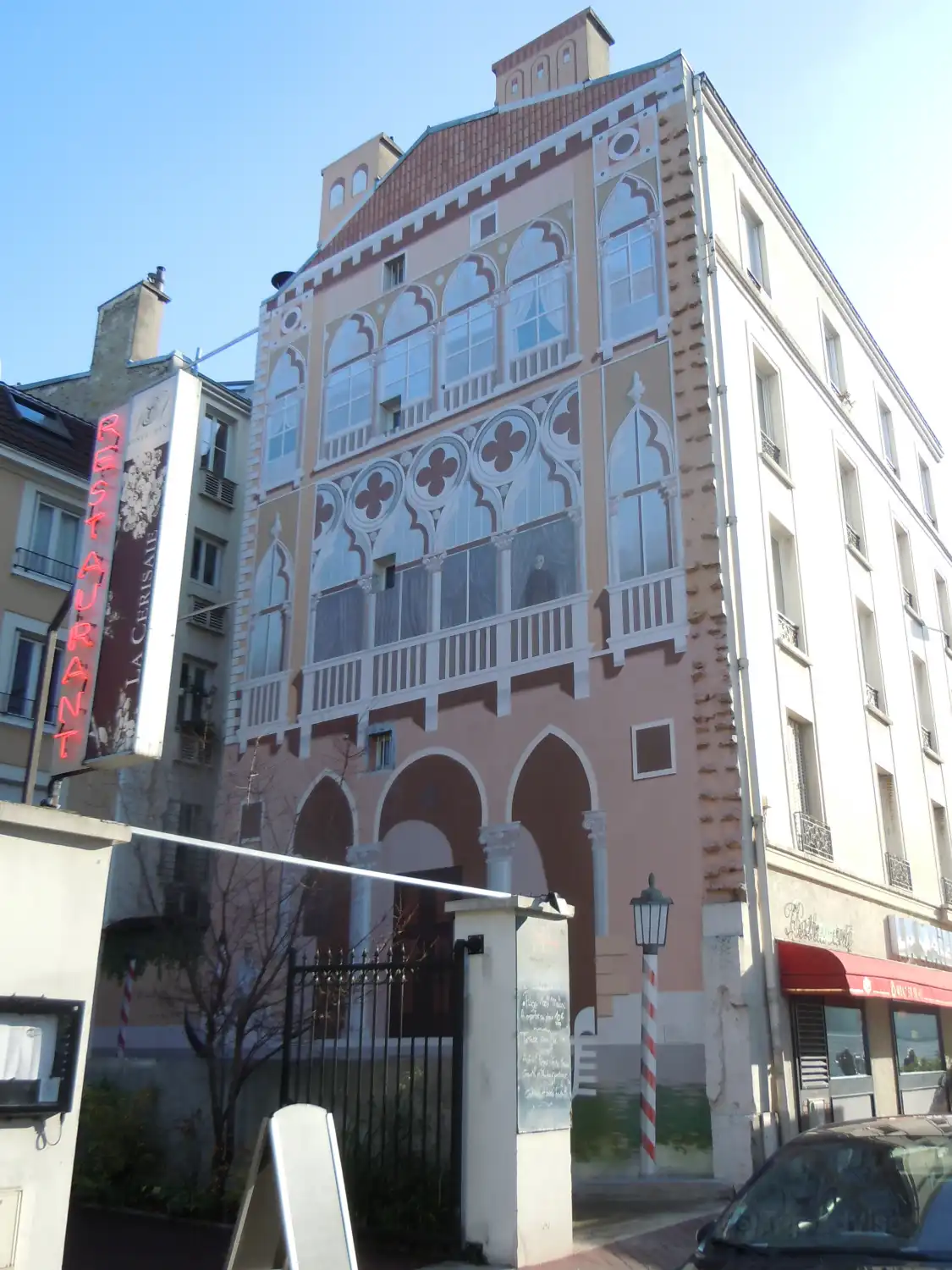 Fresque Venise附近的飯店