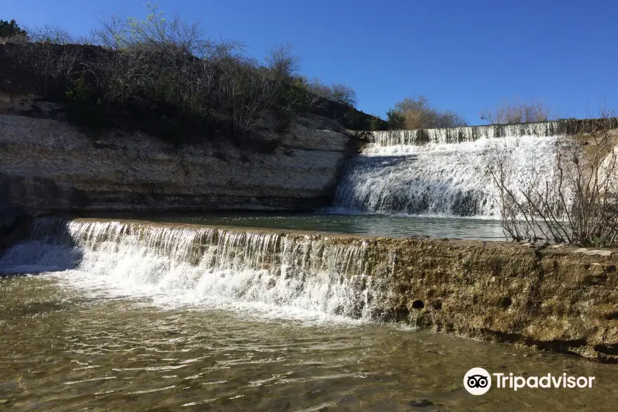 Cleburne State Park