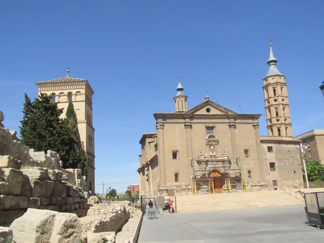 Hotel in zona Iglesia de San Juan de los Panetes