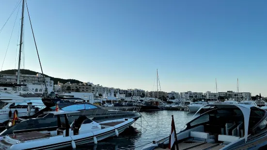 Marina Santa Eulàlia