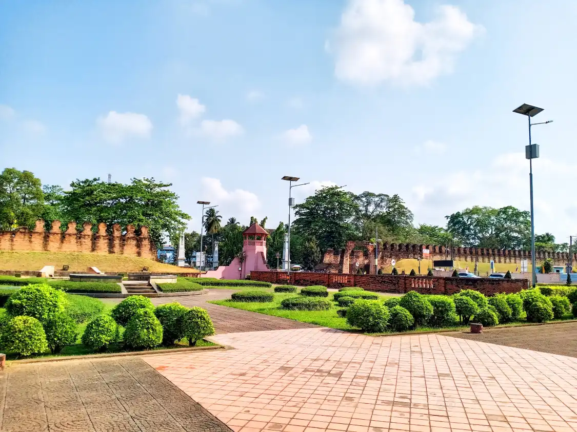 Hotels near Old City Wall, Nakhon Si Thammarat