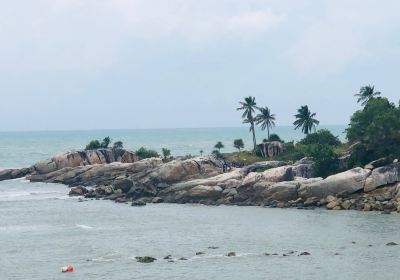 Pantai Turun Aban / Turun Aban Beach