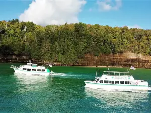 Glass Bottom Shipwreck Tours, Munising