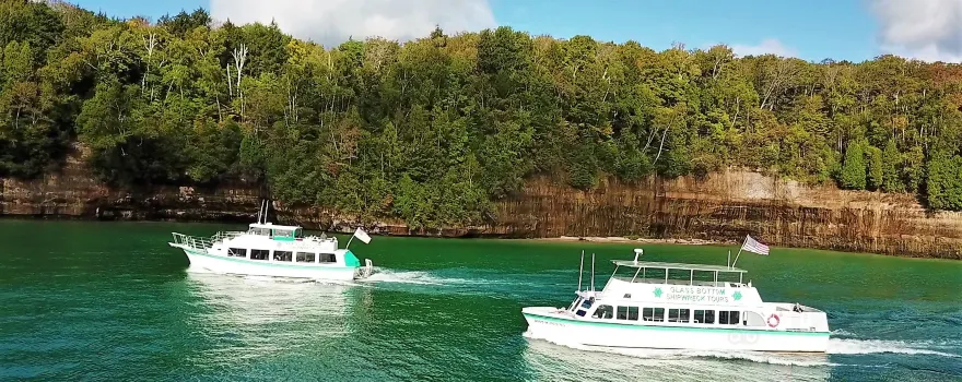 Glass Bottom Shipwreck Tours, Munising