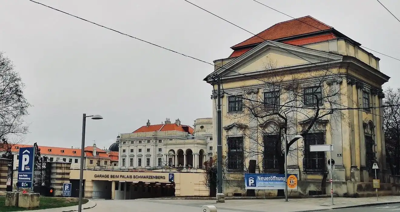 Hoteles cerca de Palacio Schwarzenberg