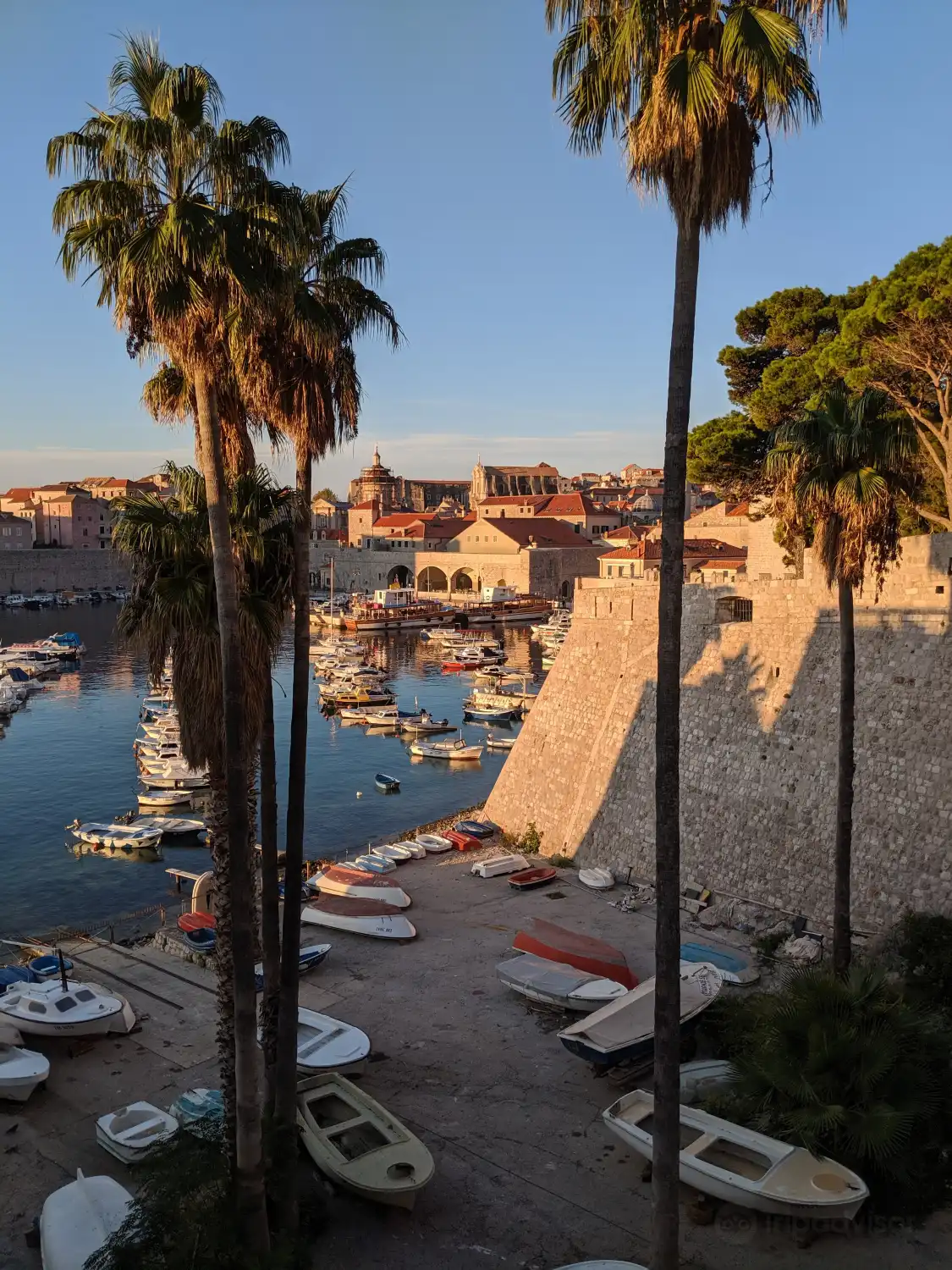 Hotels near Ploce Gate