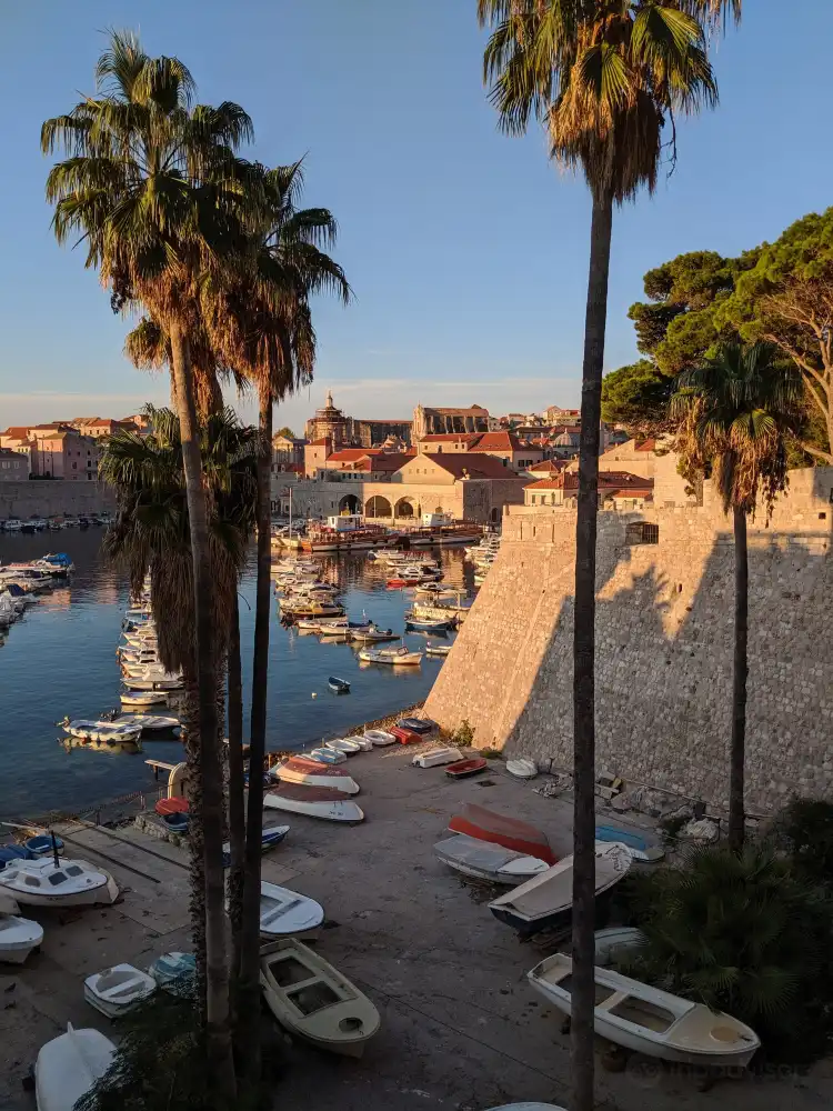 Hotels near Ploce Gate