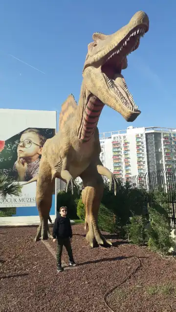 Hotels near BeFun Art House