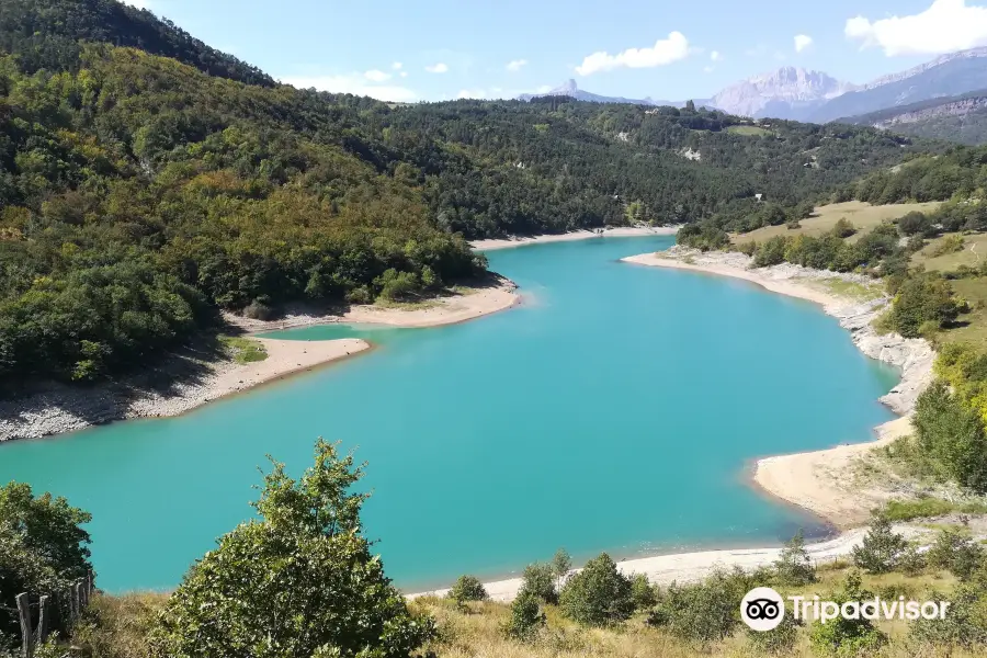 Lac de Monteynard