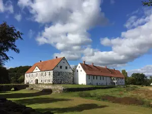 Hovdala castle