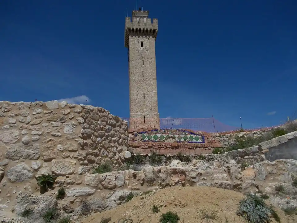 2_Torre Mangana
