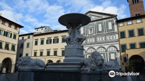 Piazza Farinata degli Uberti