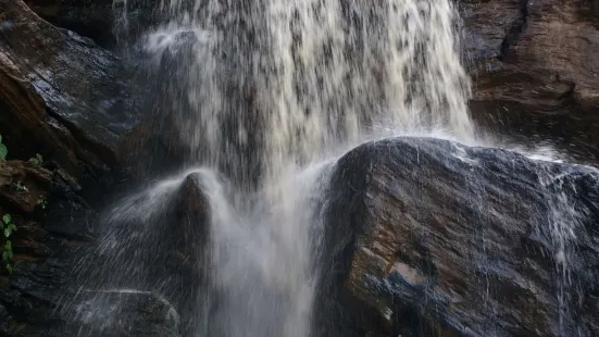 Rani Duduma Waterfalls