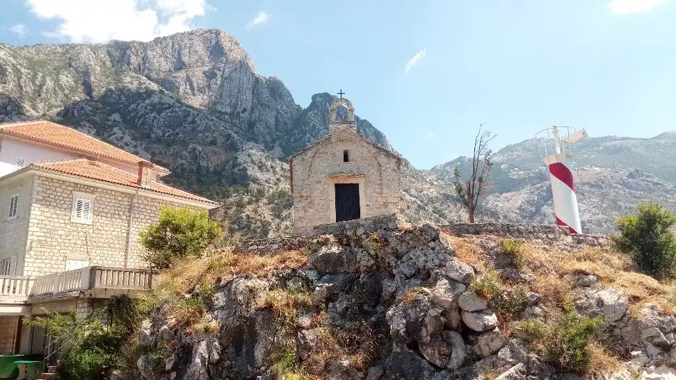 Hotels near Church of St. Elijah the Prophet
