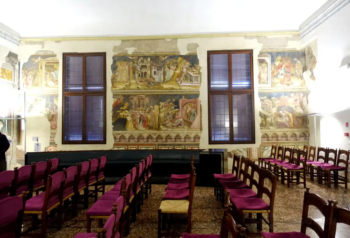 Hotel in zona Loggia e Cappella della Reggia Carrarese