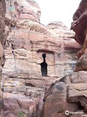 Tomba Triclinio del leone - Sito archeologico di Petra (Giordania)