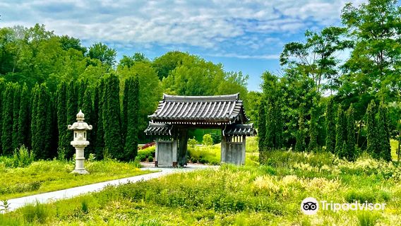 Lauritzen Gardens/Kenefick Park