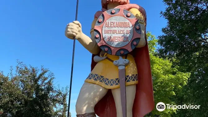 1_Big Ole Viking Statue
