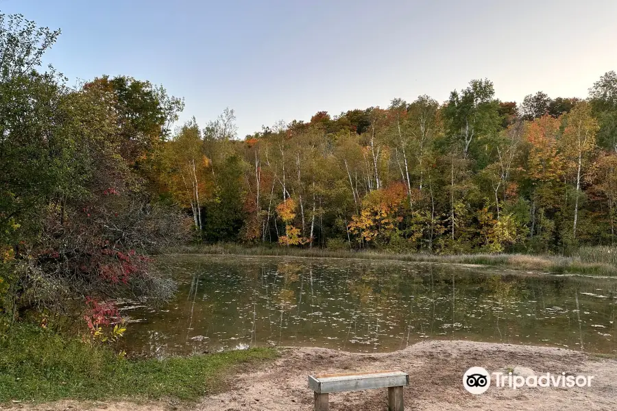 Mono Cliffs Provincial Park (Reservation Required)