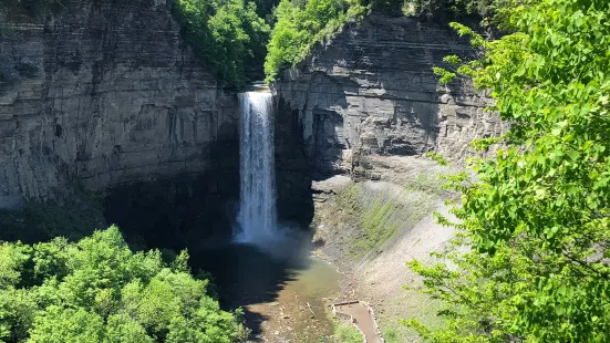 Taughannock Falls Overlook Visitors Center