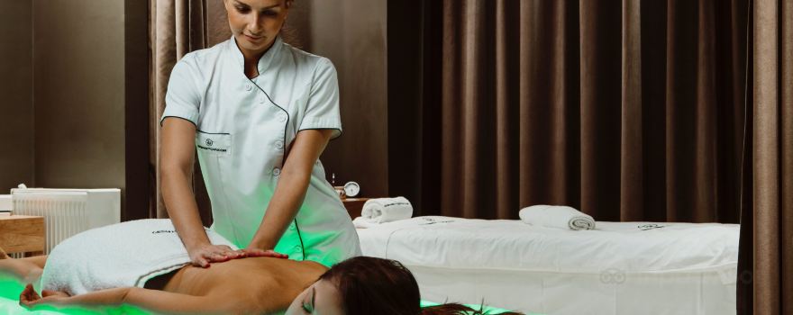 Idolo Beauty & Spa Salon