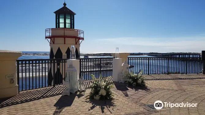 3_HarborWalk Village