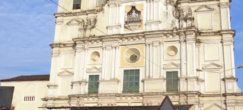 Hotels near Margao Train Station