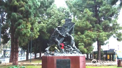 Monument to Russian Sailors, Heroes of Mercy and Self-Sacrifice