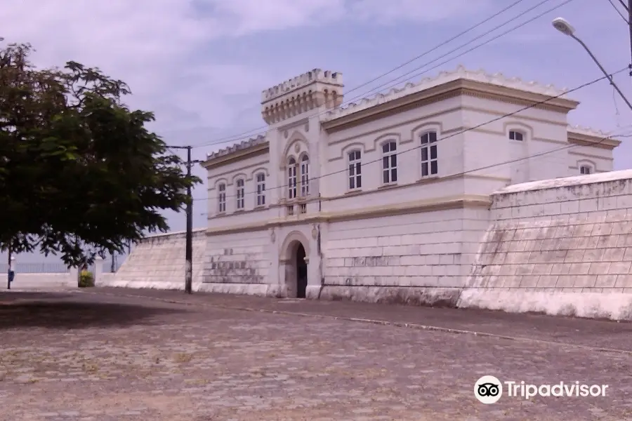 Forte de Santo Antônio Além do Carmo