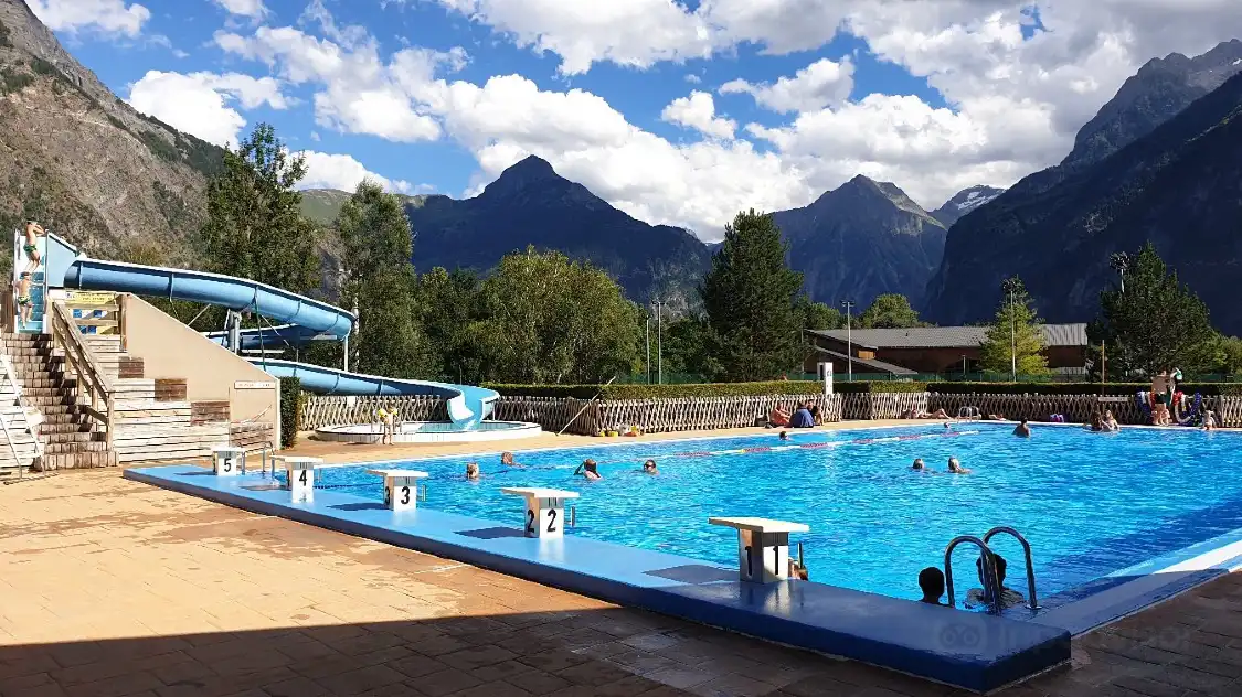 Hotels near Piscine Municipale