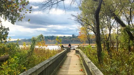 Dyke Marsh Wildlife Preserve