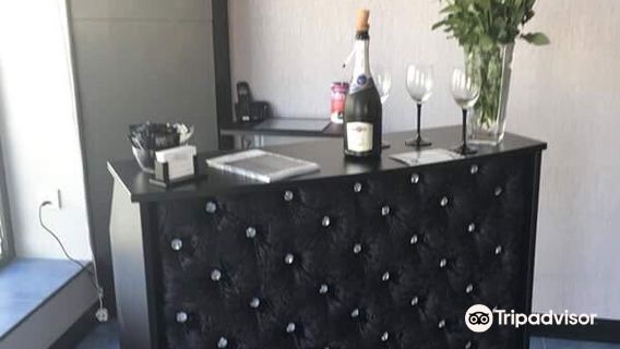 The Uk Barbers / Shimmer N Shine Hair & Beauty Salon