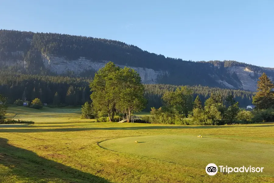 Golf et restaurant de la Valserine