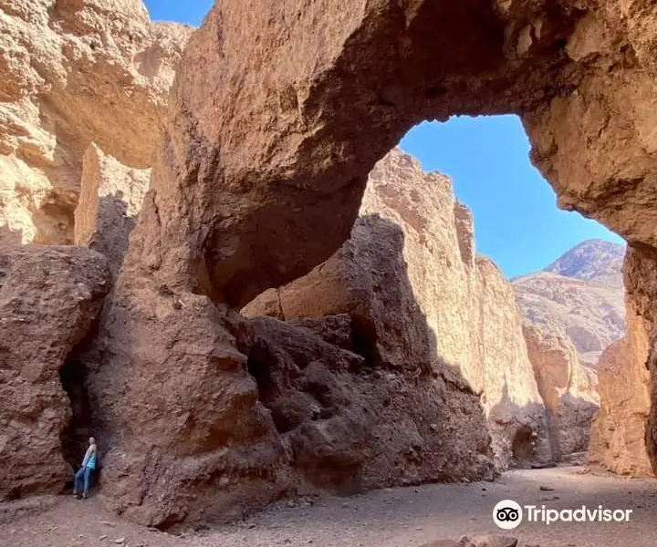 Natural Bridge Canyon Trail