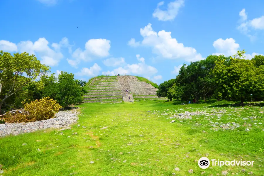 Izamal  Ruins