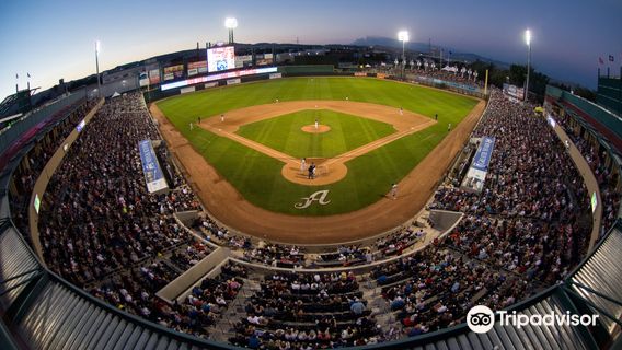 Greater Nevada Field