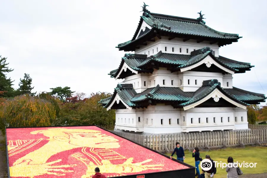 Hirosaki Castle Botanical Garden