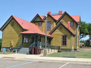 Tennessee Williams Home & Welcome Center