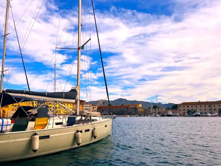 Hotels near Castel Mancino