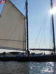 Schooner J. & E. Riggin Day Cruises