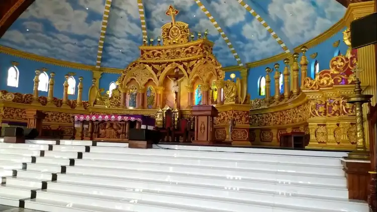 Pirappancode Sree Krishna swami Temple pond 주변 호텔