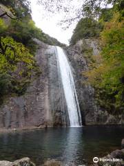 Nunobikino Falls