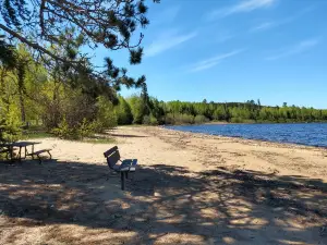 Sandbar Lake Provincial Park