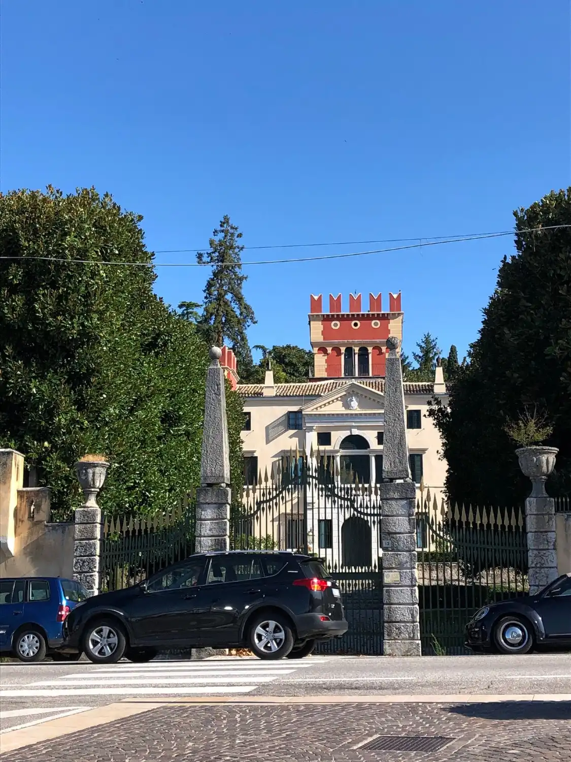 Hotels near Villa degli Albertini