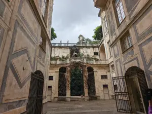 Via Garibaldi