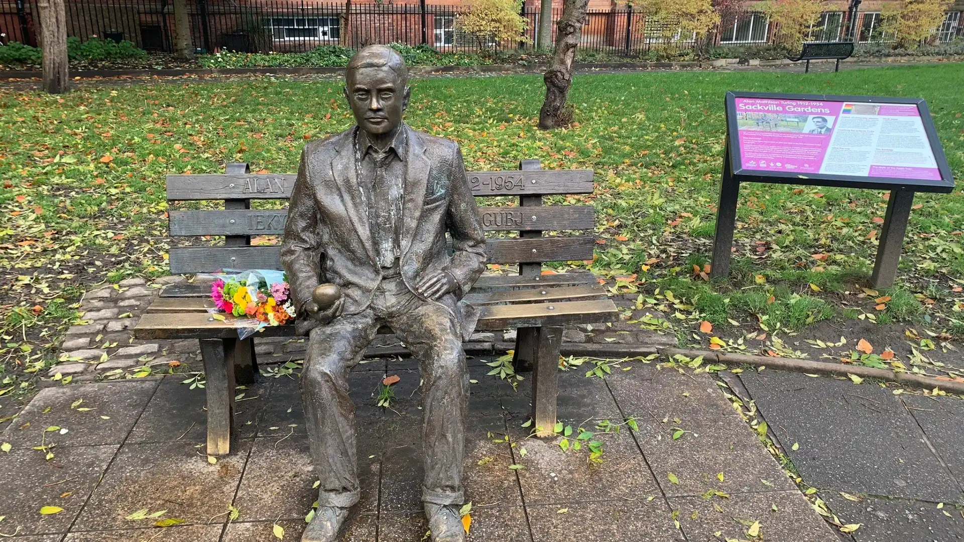 Hotels near Alan Turing Memorial