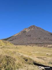 由布岳登山口