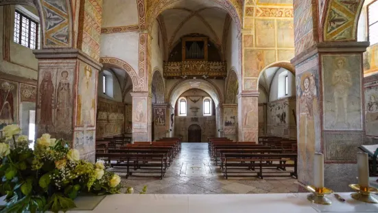Basilica Santuario dei Ss. Vittore e Corona